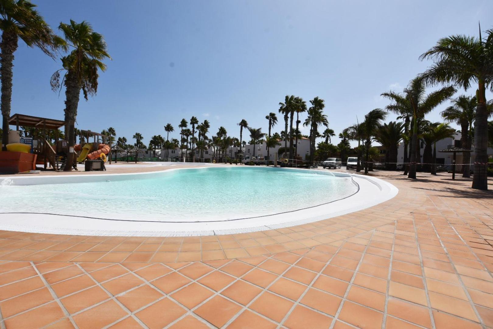 Book Jet - Oasis Dunas Apartment Relax & Maxi Pool Corralejo Exterior photo